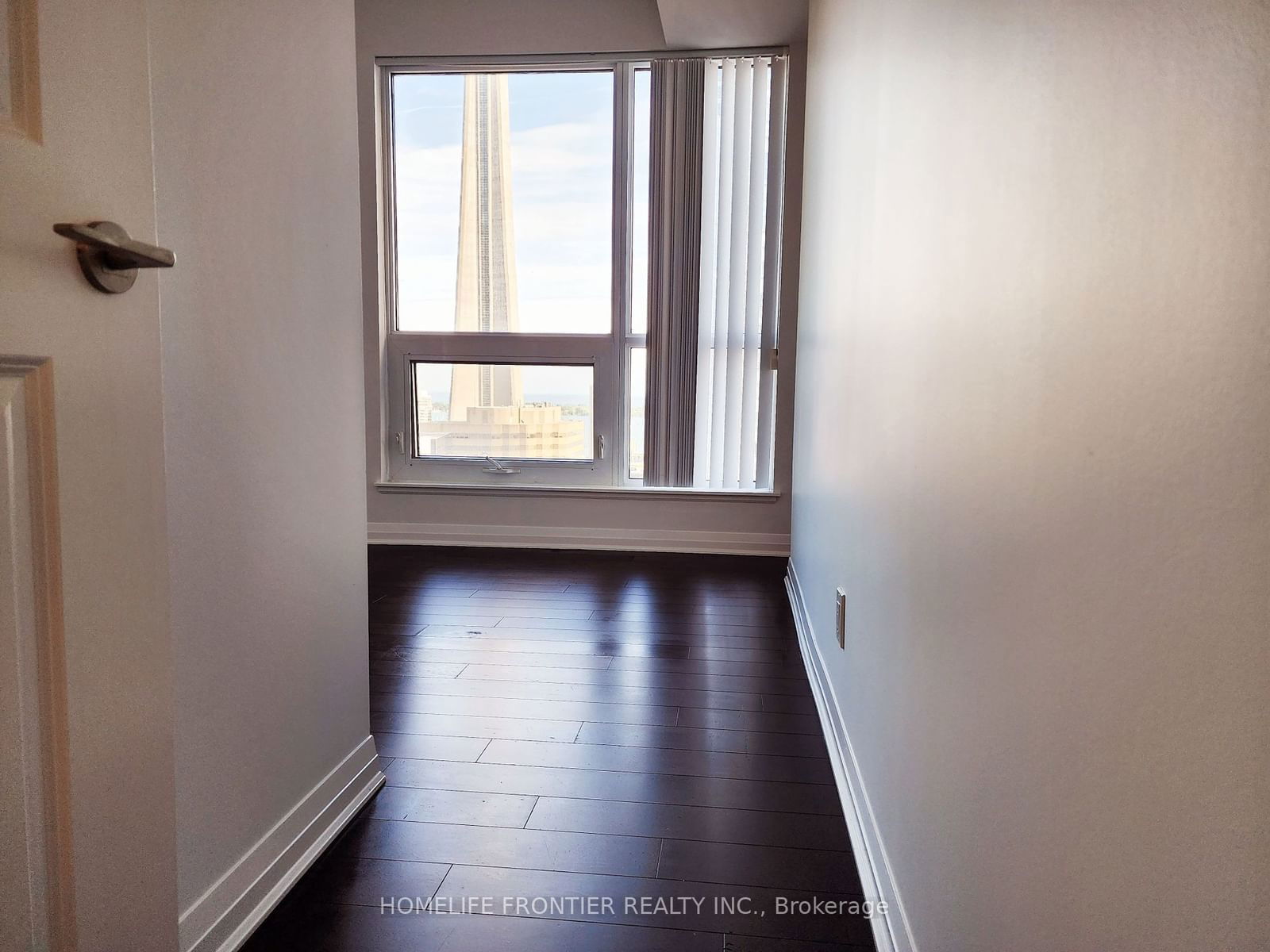 8 Mercer St, unit 2408 for sale