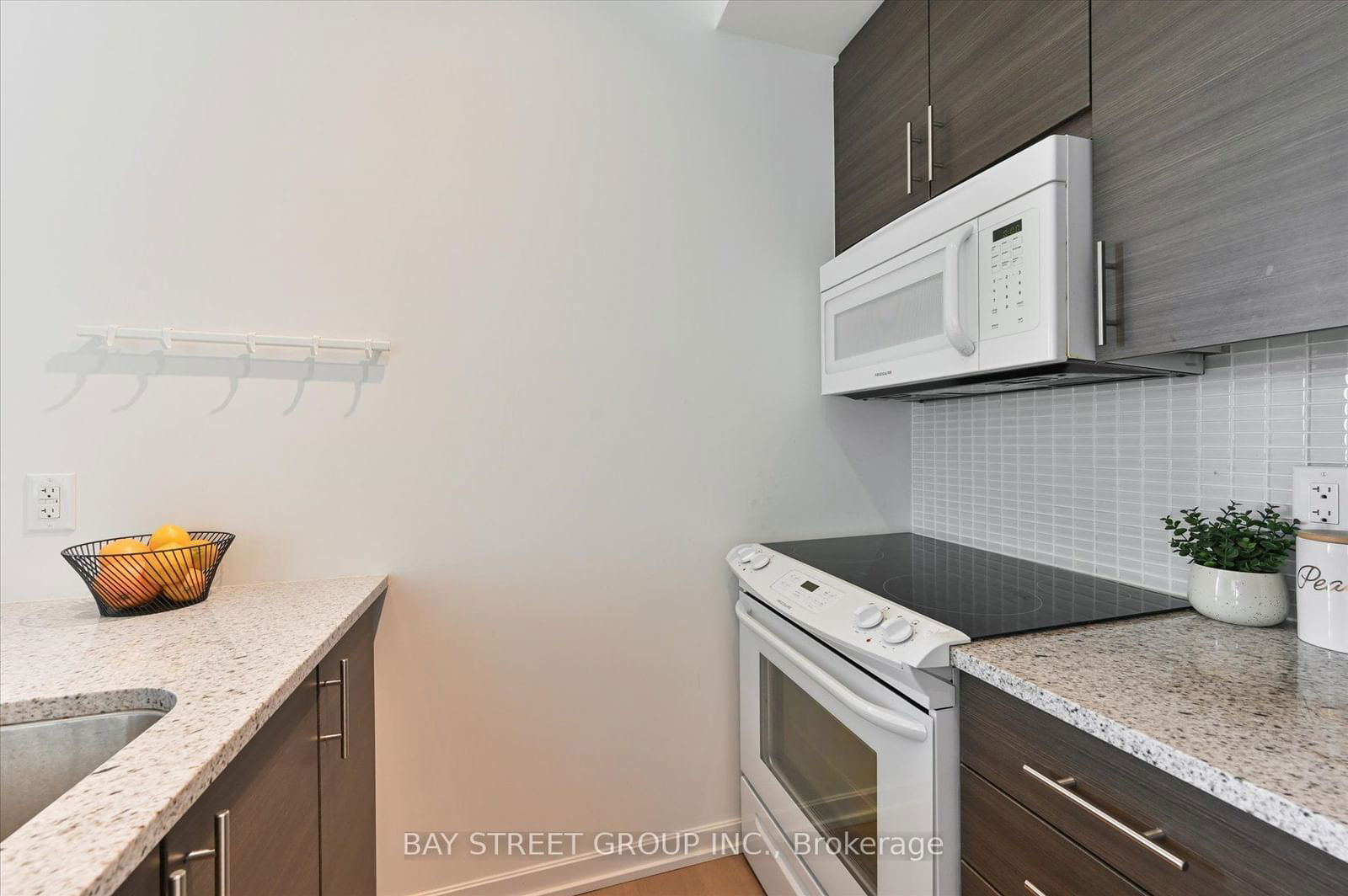 70 Forest Manor Rd, unit 2202 for sale - image #12