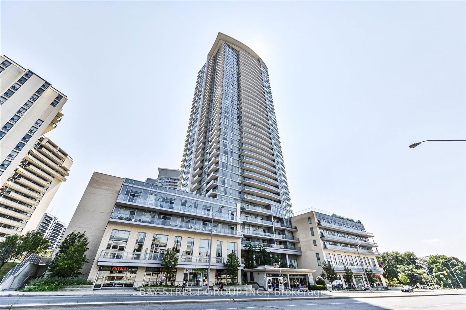 70 Forest Manor Rd, unit 2202 for sale