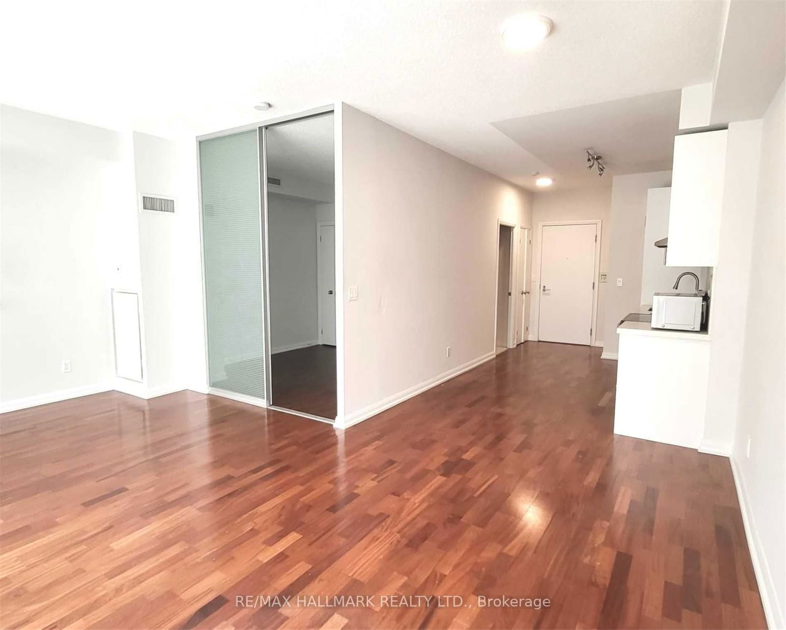 111 Elizabeth St, unit 1115 for rent - image #13