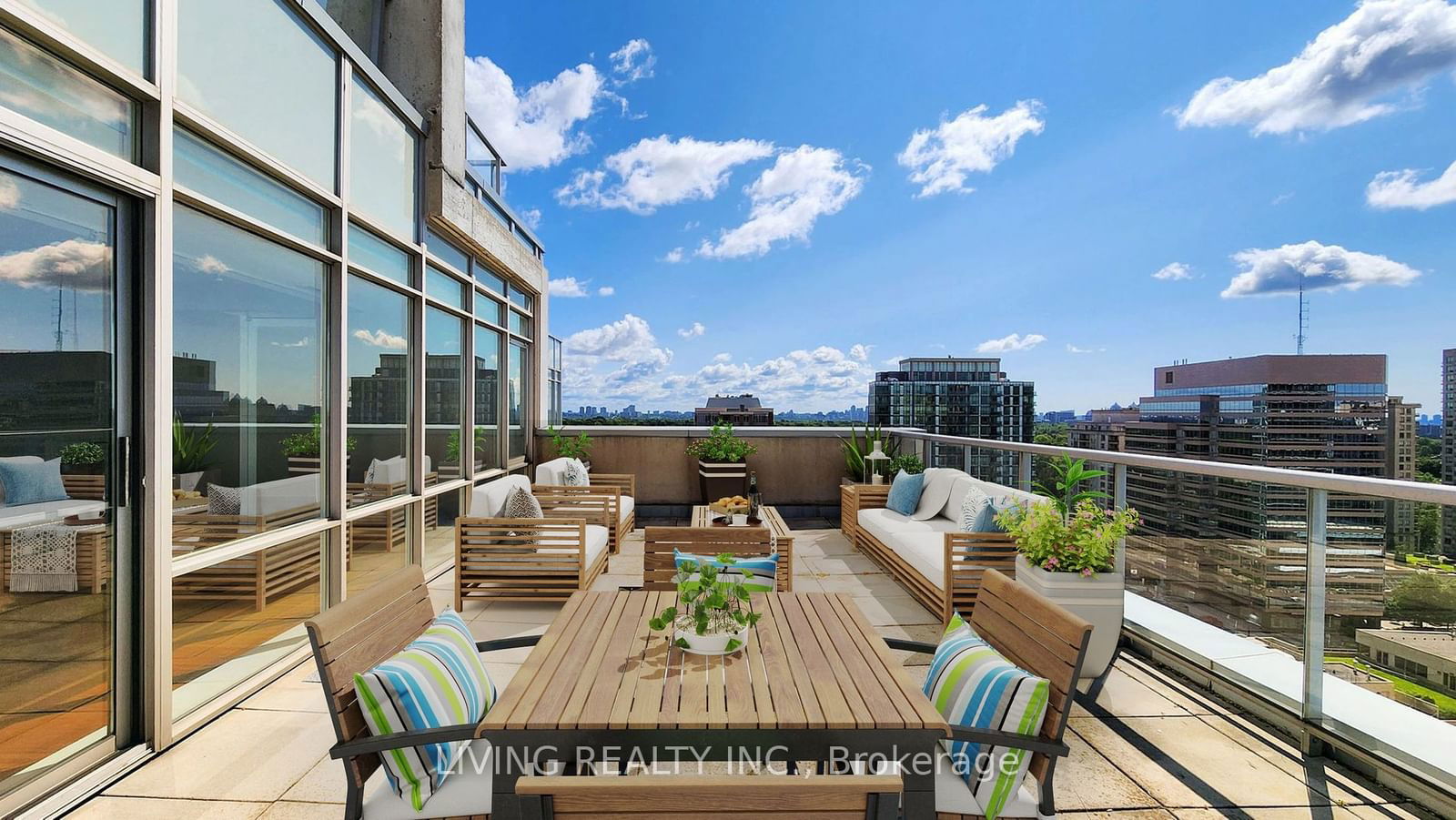 30 Canterbury Pl, unit 1907 for sale - image #4