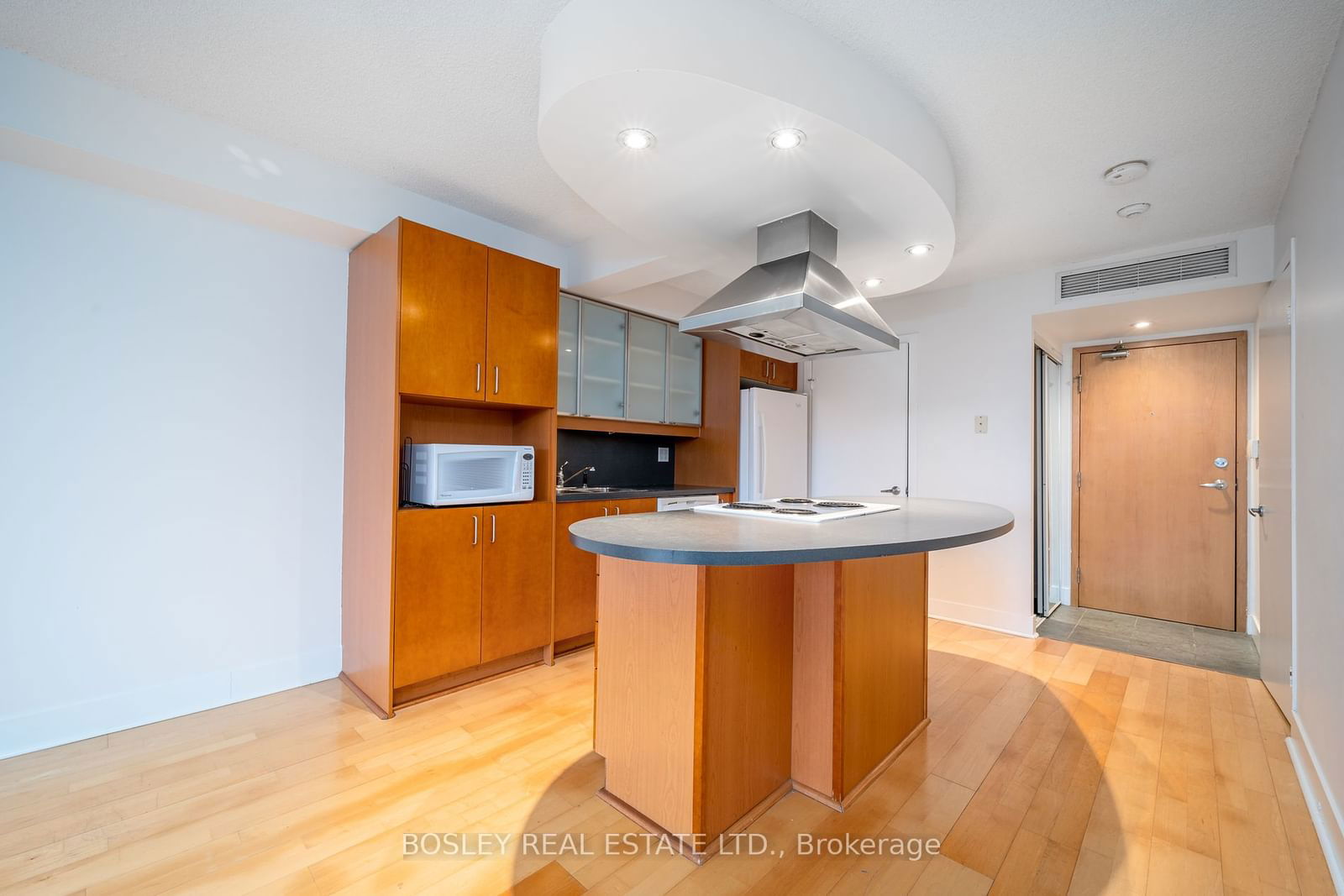 550 Queens Quay W, unit 318 for sale - image #9