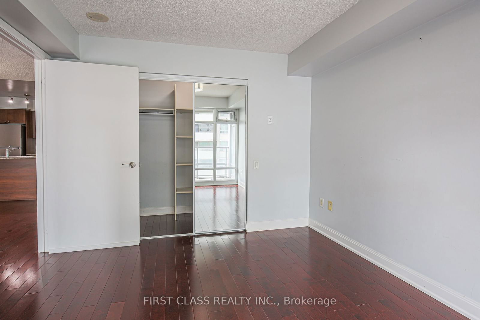 2191 Yonge St, unit 1412 for sale - image #19