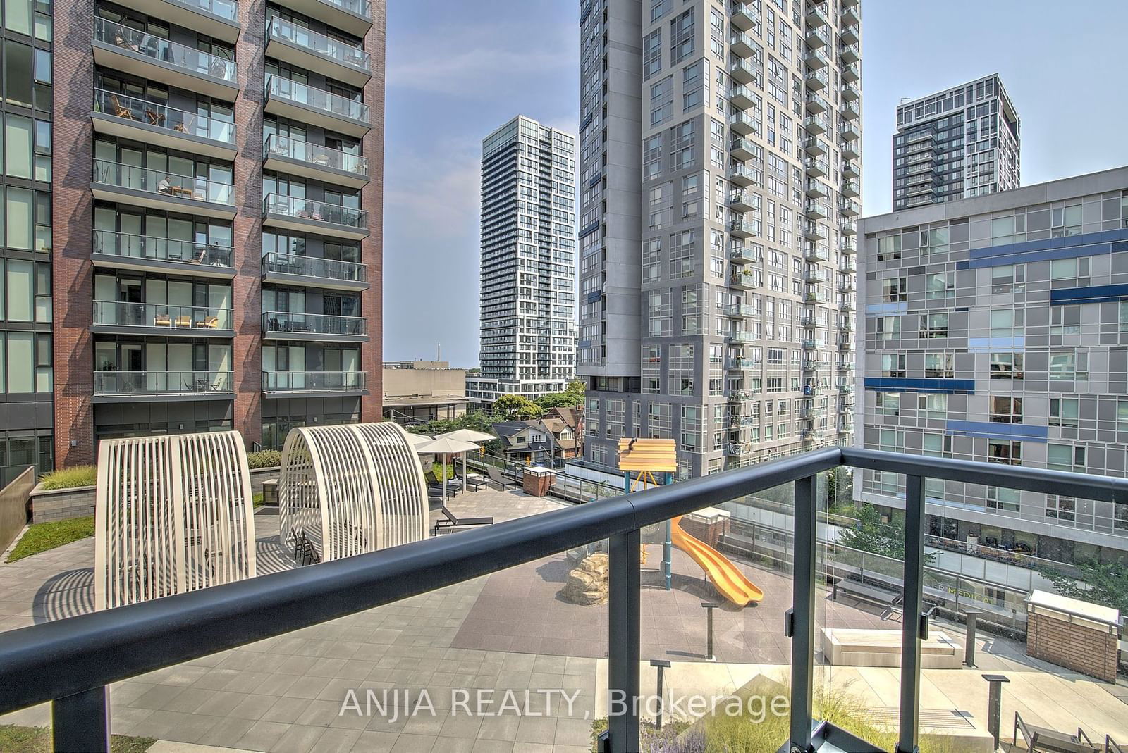 35 Tubman Ave, unit #513 for sale - image #17