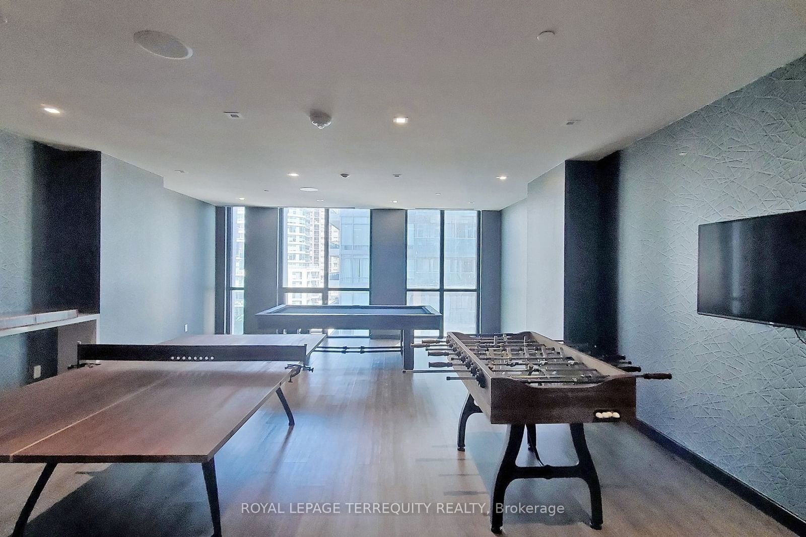 1 Yorkville Ave, unit 2412 for sale - image #22