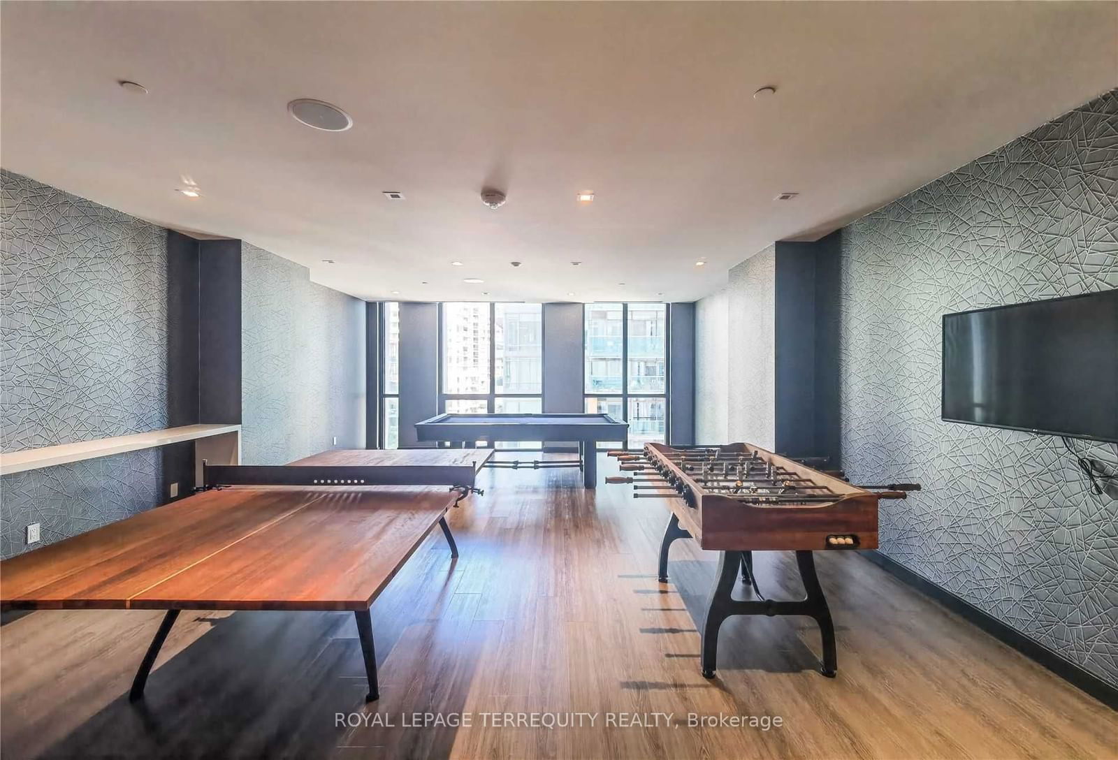 1 Yorkville Ave, unit 2412 for sale - image #31