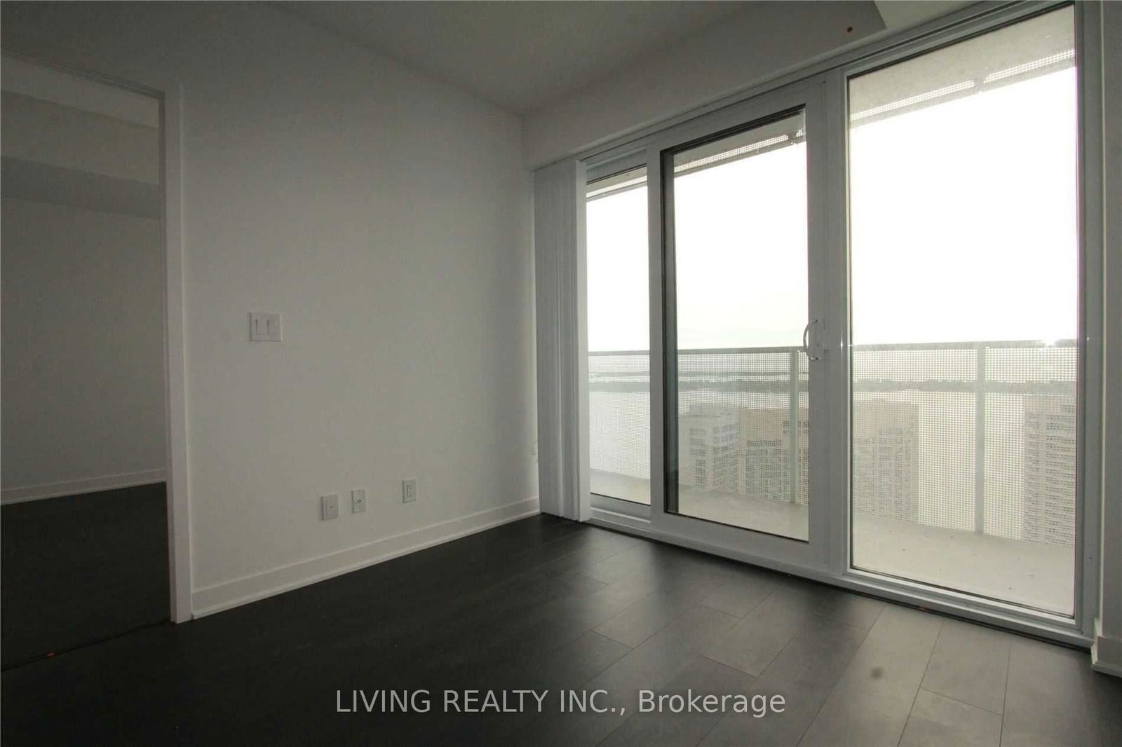 88 Harbour St, unit 4208 for rent - image #18