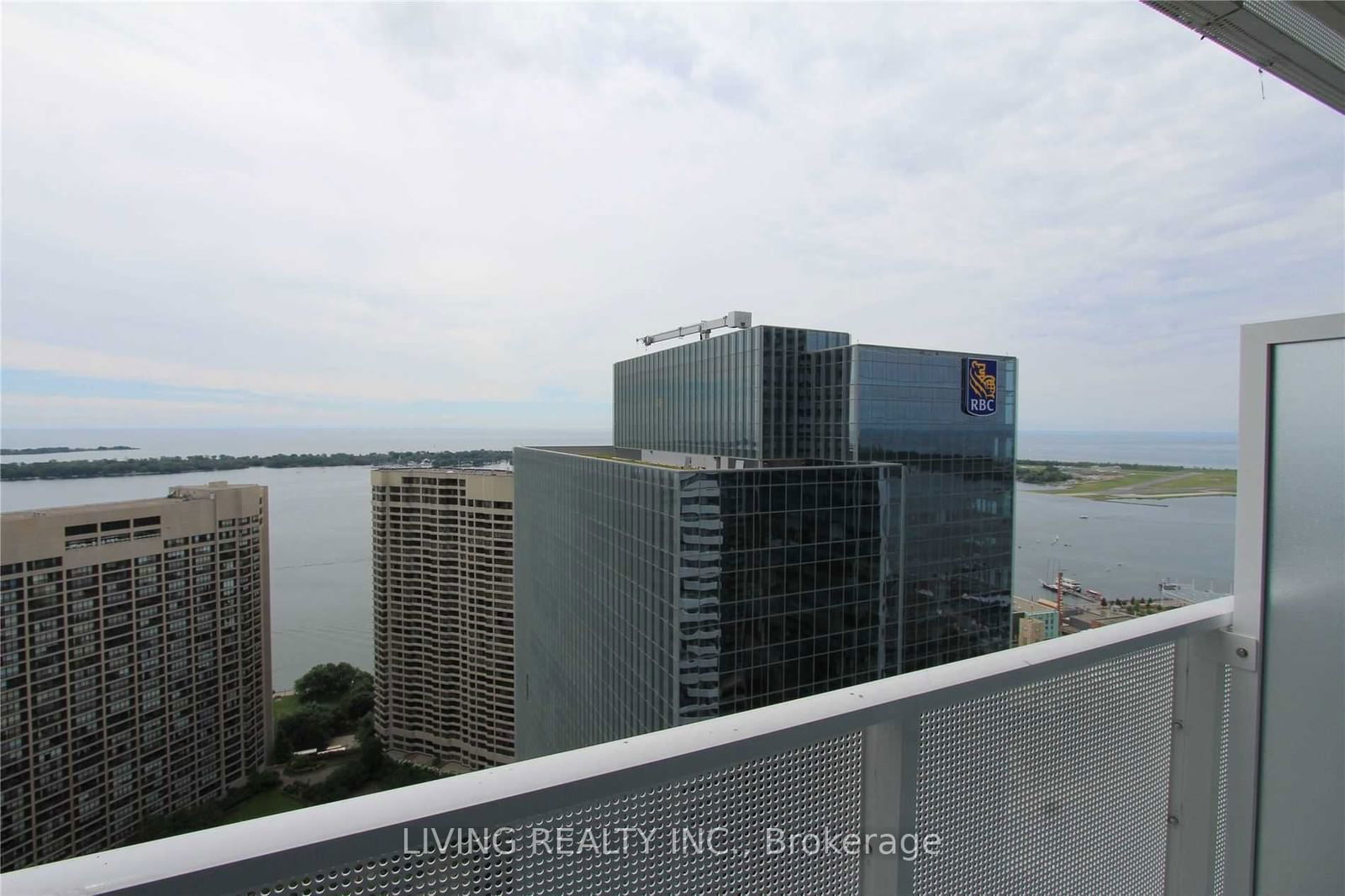 88 Harbour St, unit 4208 for rent - image #22