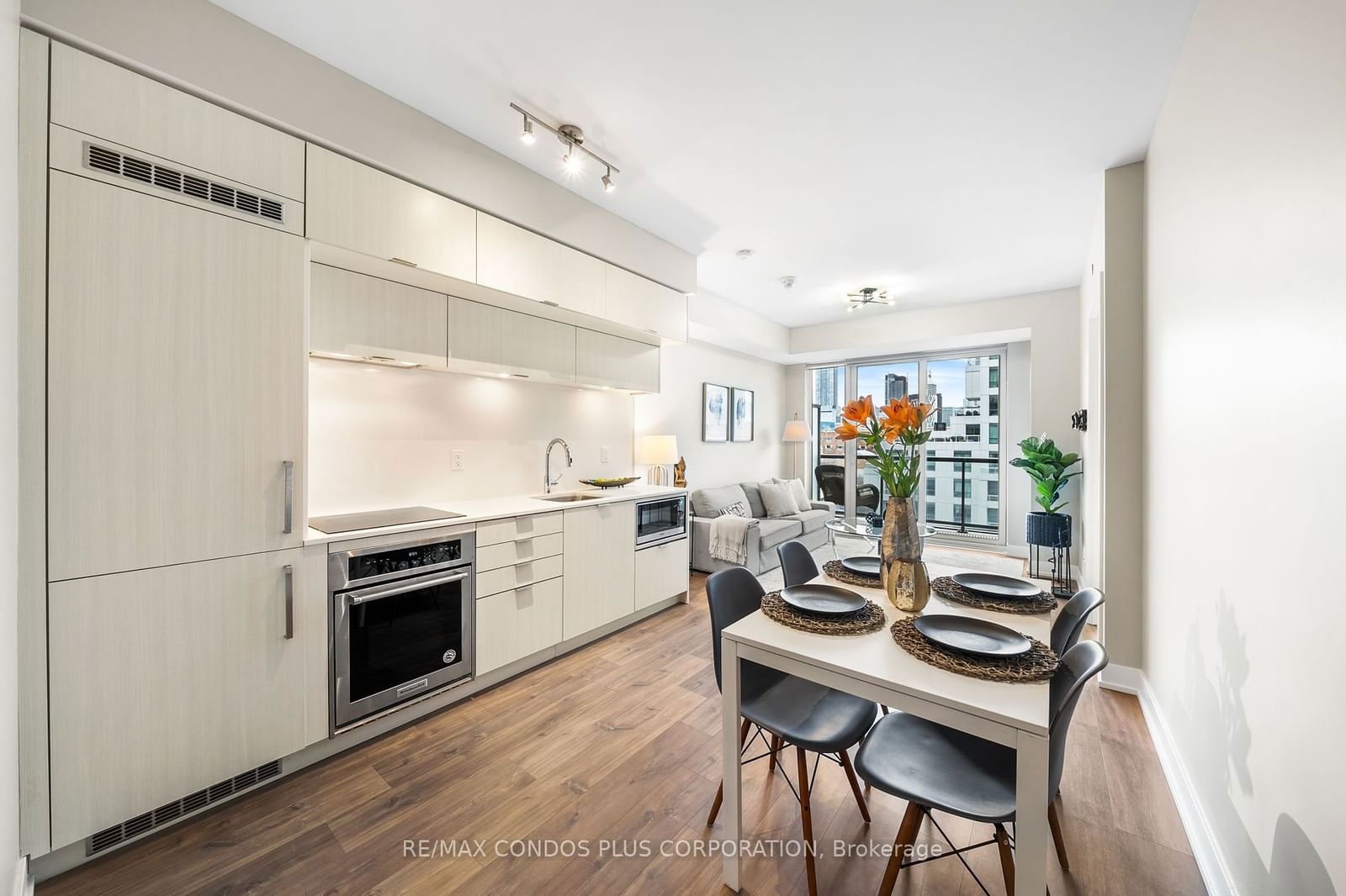 80 Vanauley St, unit 511 for sale - image #13