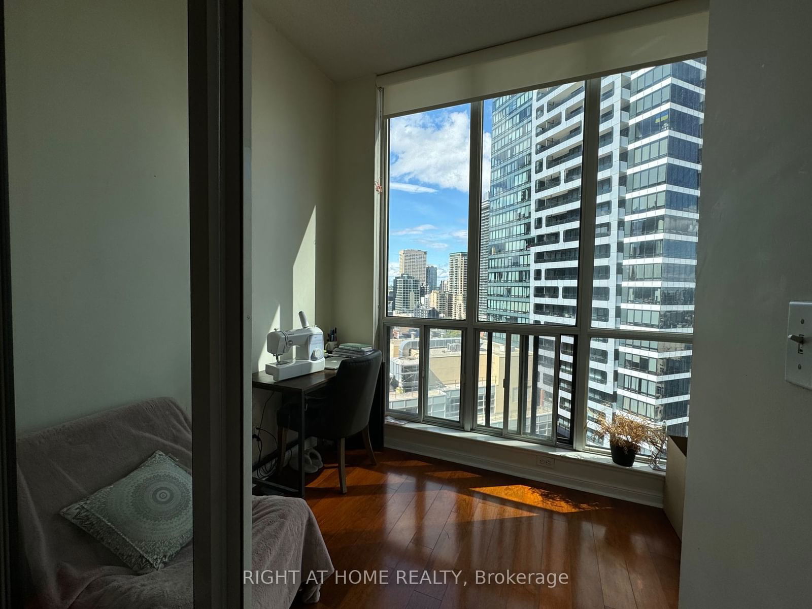 24 Wellesley St W, unit 2407 for sale - image #3