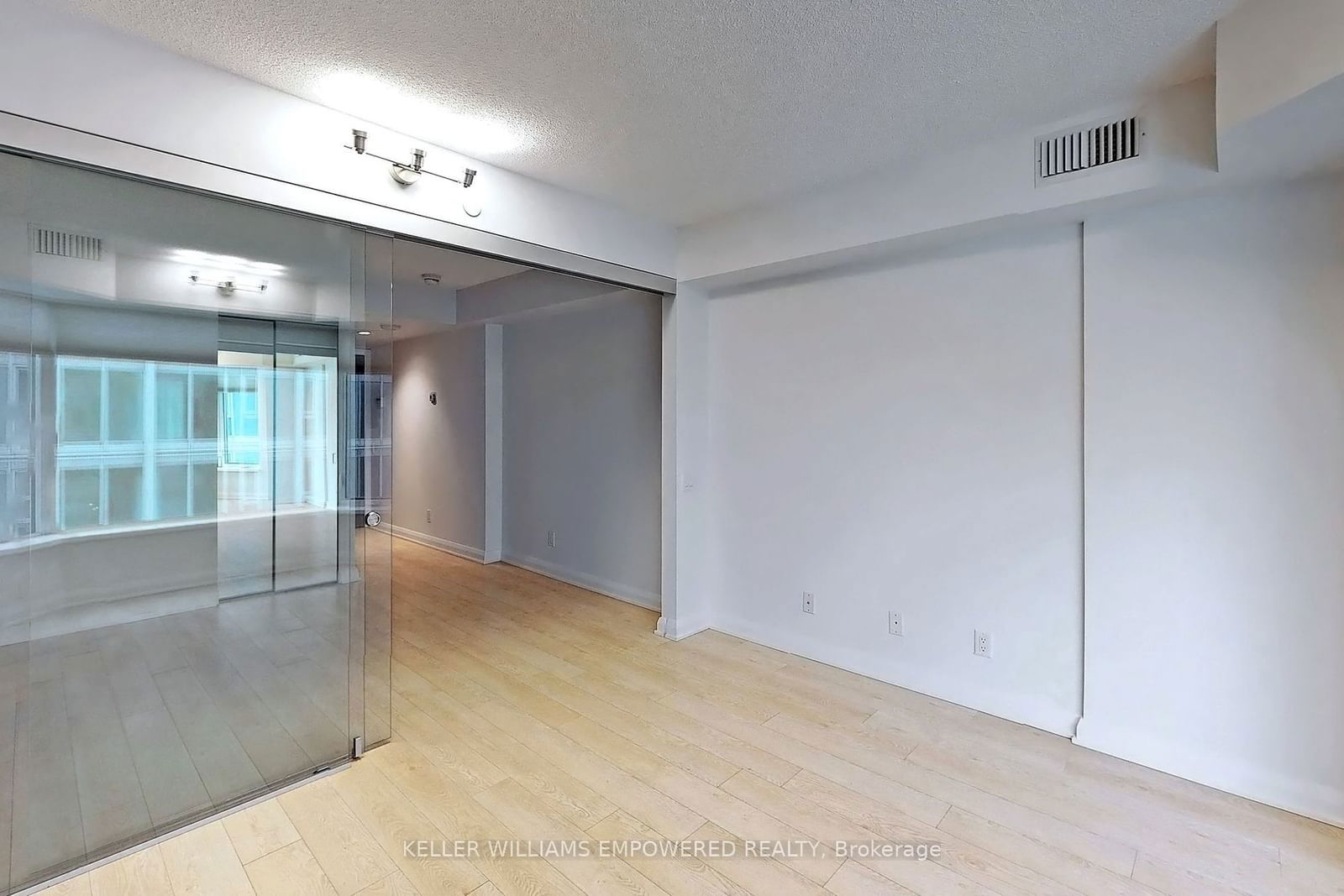 155 Yorkville Ave S, unit 2811 for sale - image #6