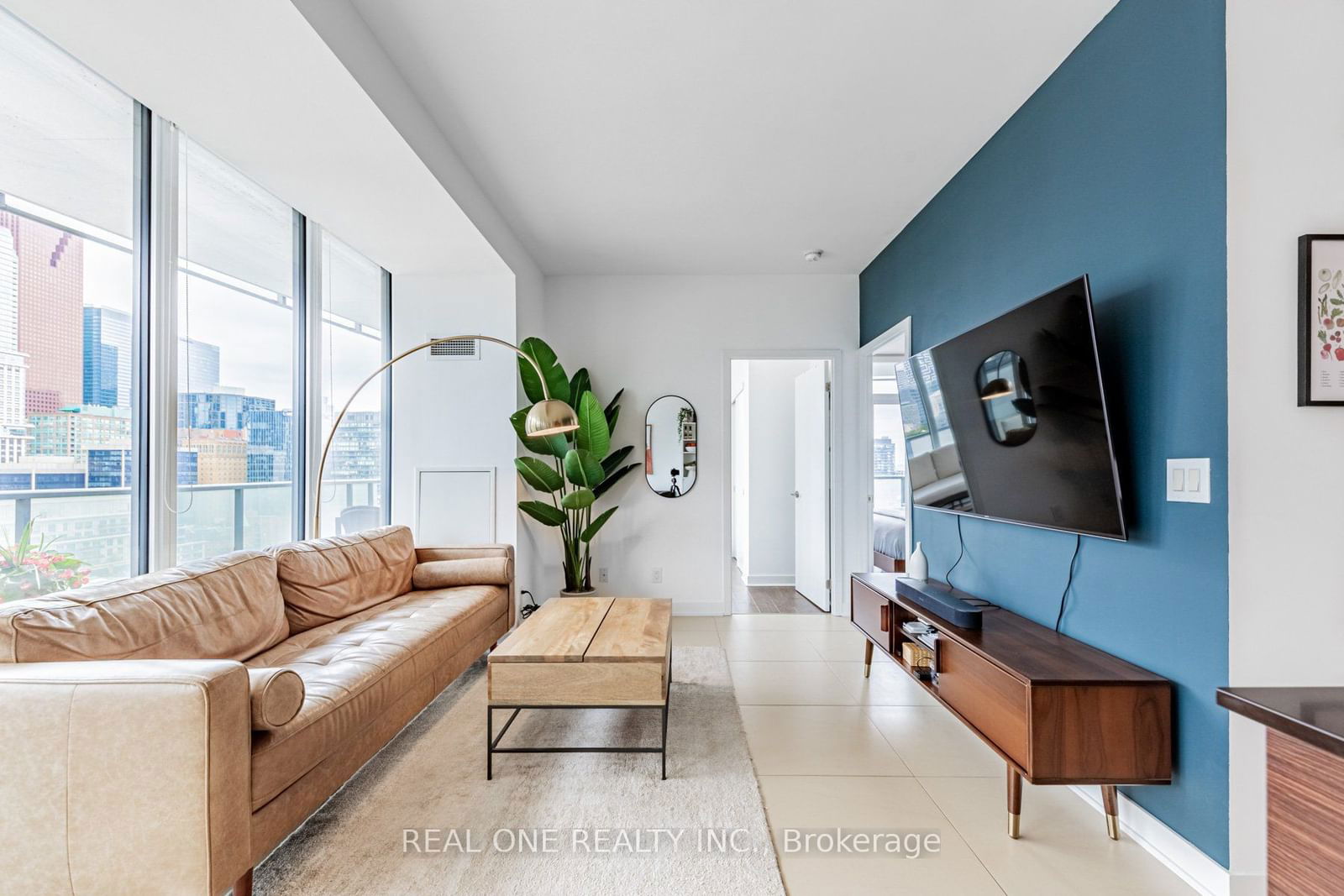 1 Market St, unit 1604 for sale - image #16