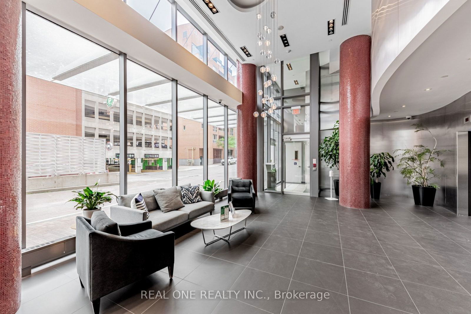 1 Market St, unit 1604 for sale - image #4