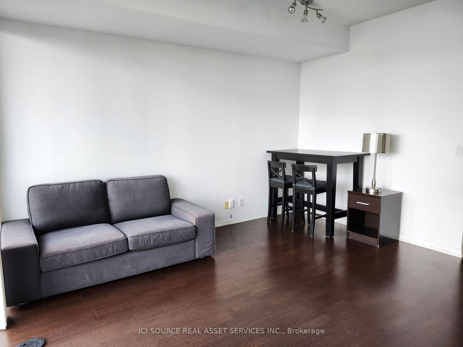 832 Bay St, unit 4106 for rent - image #4