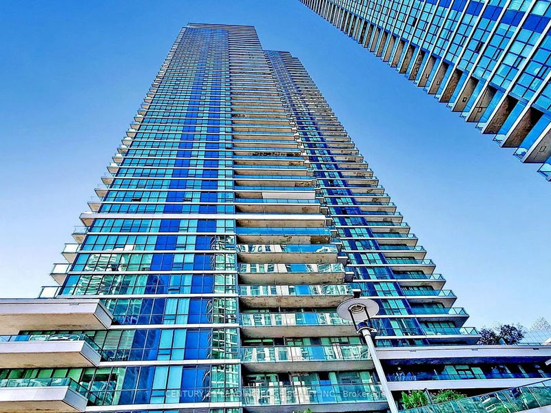 33 Bay St, unit 2907 for rent