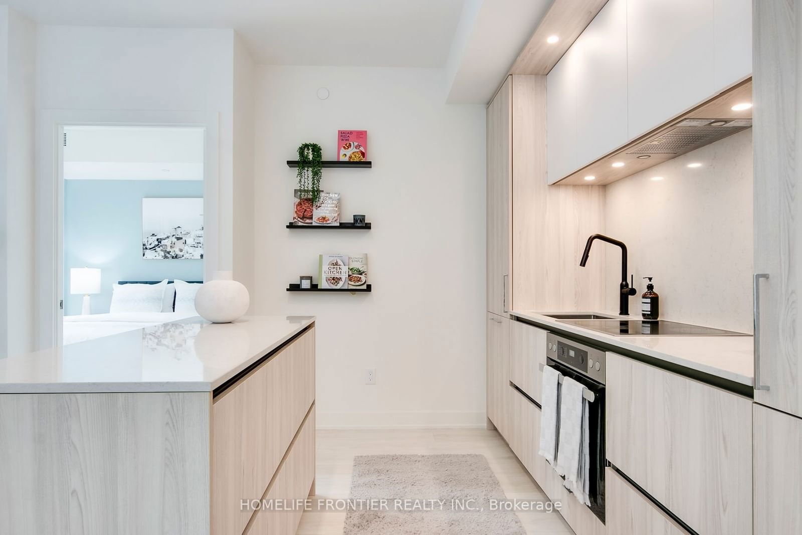 15 Mercer St N, unit 708 for sale - image #13