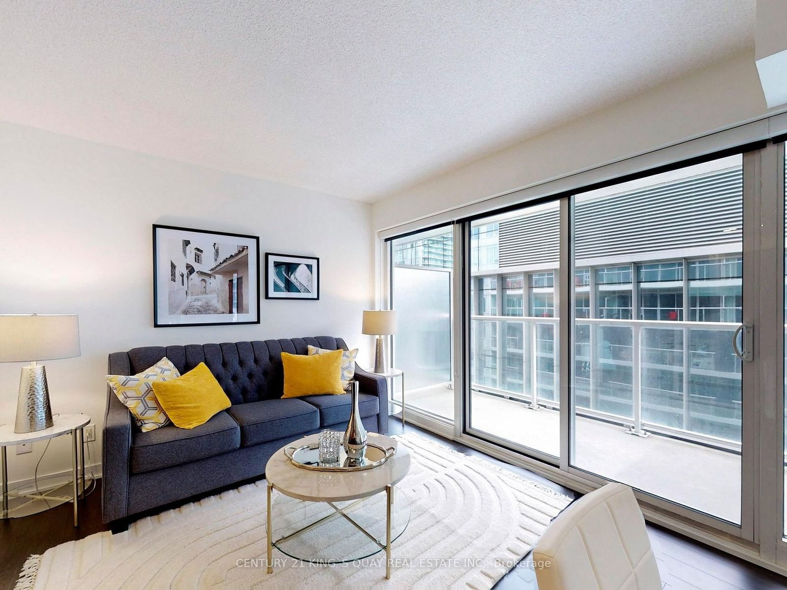 17 Bathurst St, unit 1002 for sale - image #4