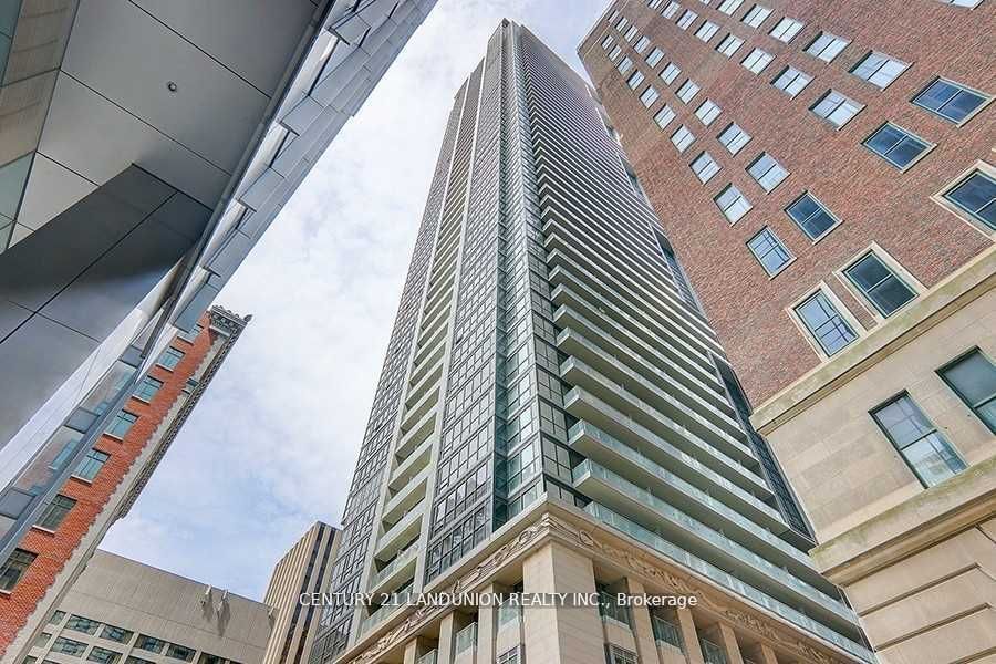 70 Temperance St, unit 5211 for sale