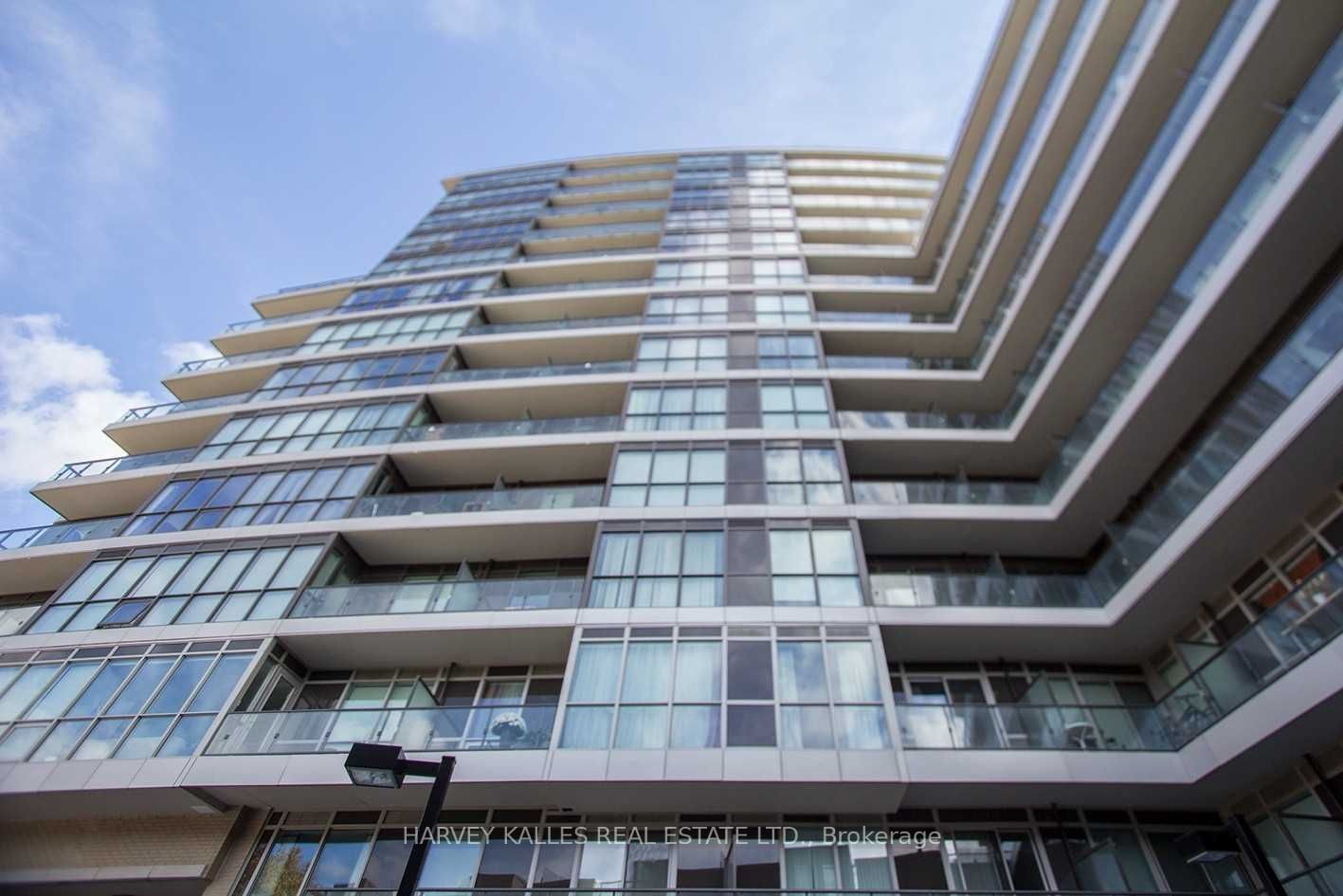 60 Berwick Ave, unit 301 for rent - image #3