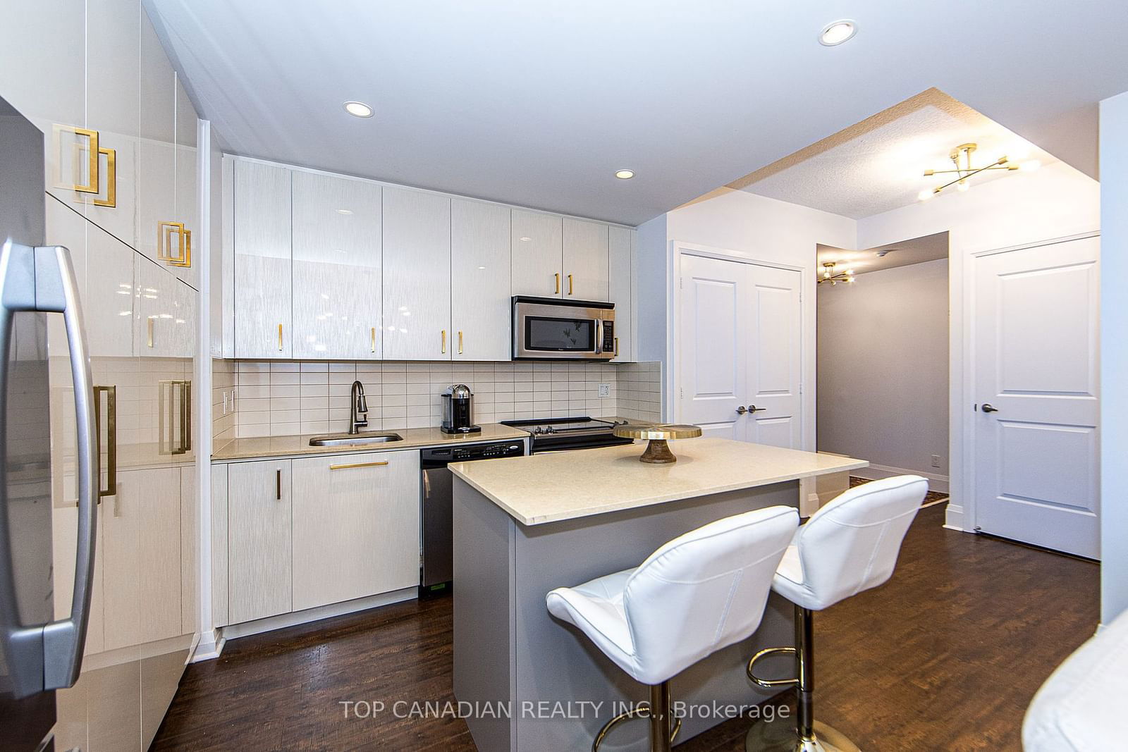 100 Harrison Garden Blvd, unit 1023 for sale - image #8