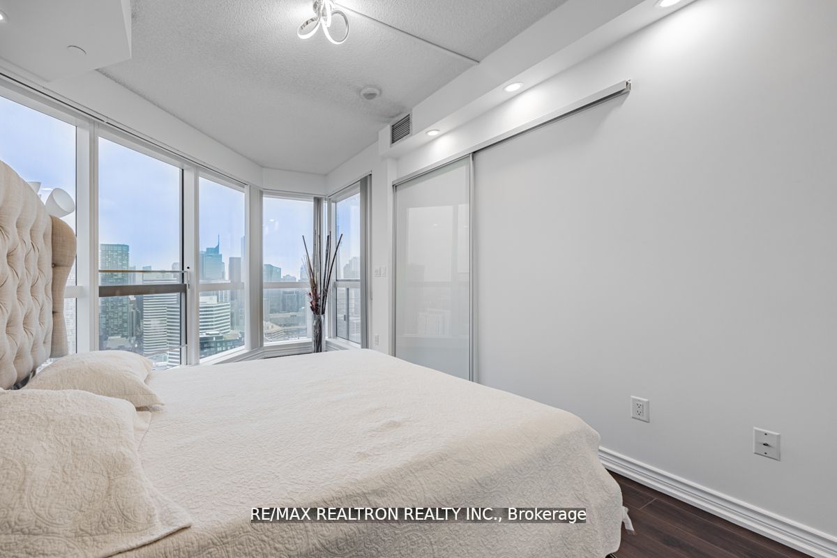 386 Yonge St, unit 4508 for rent - image #20