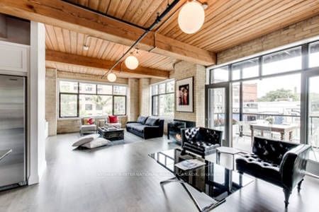 436 Wellington St W, unit 205 for rent - image #5