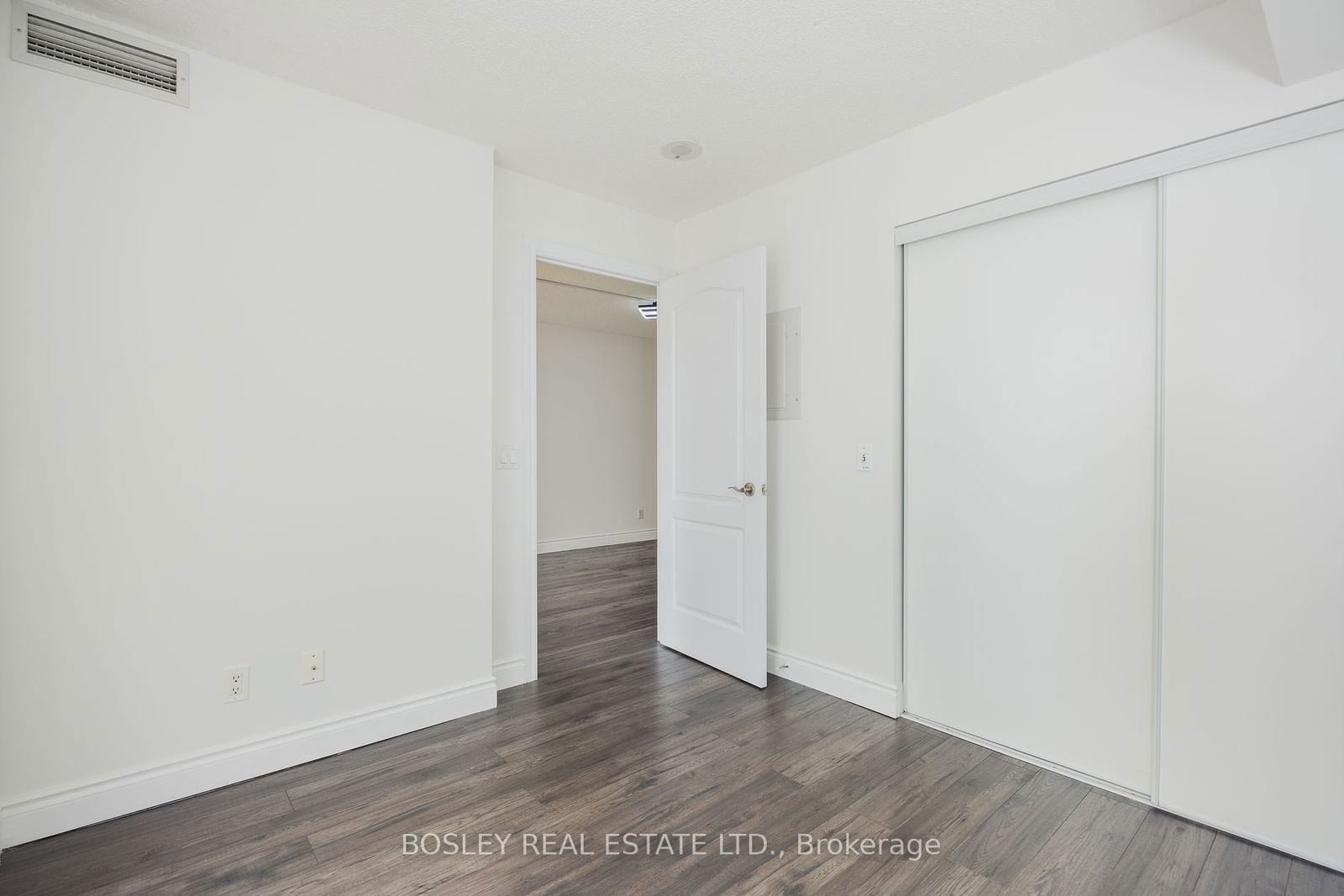 1103 Leslie St, unit 601 for sale - image #10