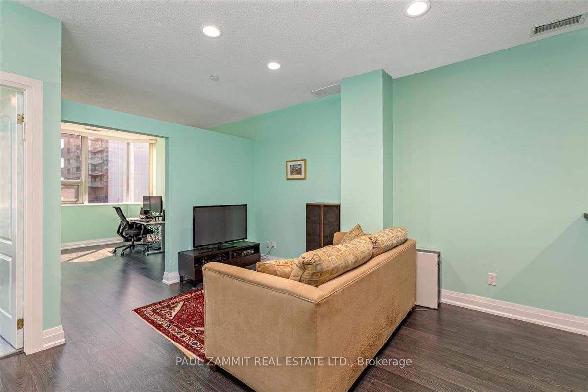 393 King St W, unit 806 for sale - image #9