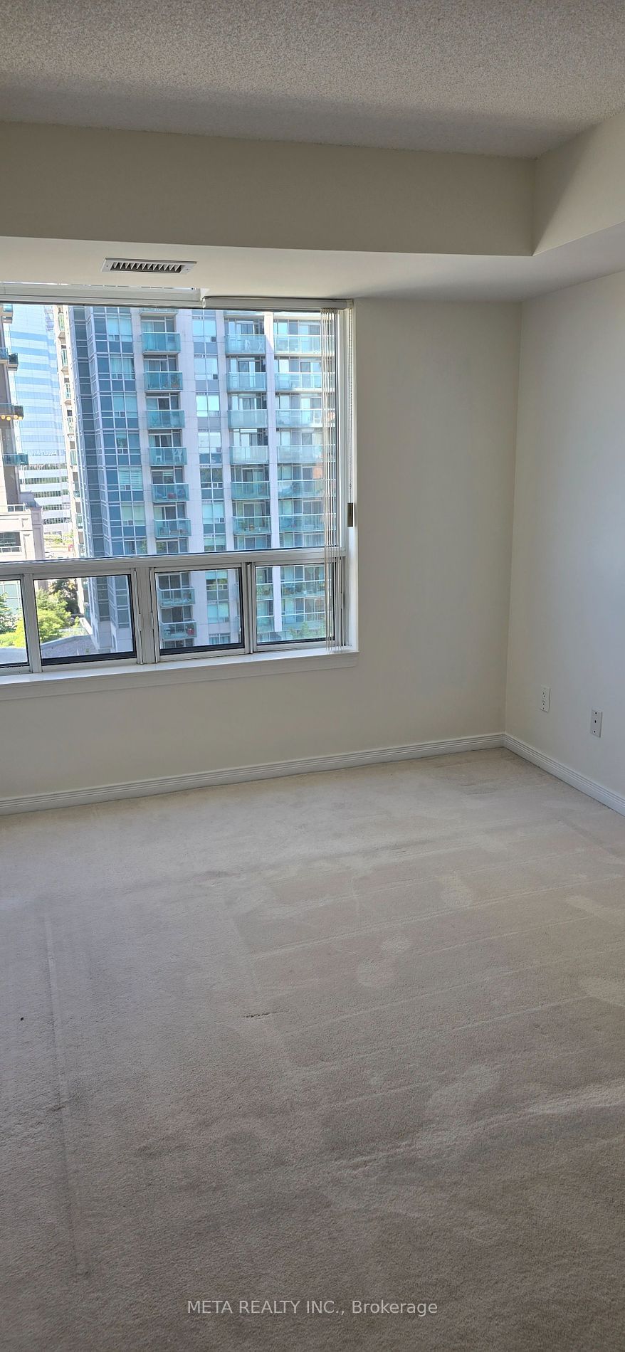 28 Harrison Garden Blvd, unit 1008 for rent - image #21