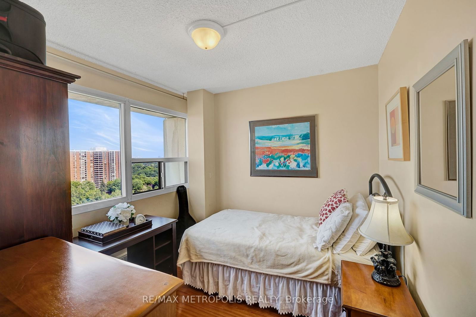 100 Leeward Glwy, unit 1801 for sale - image #14