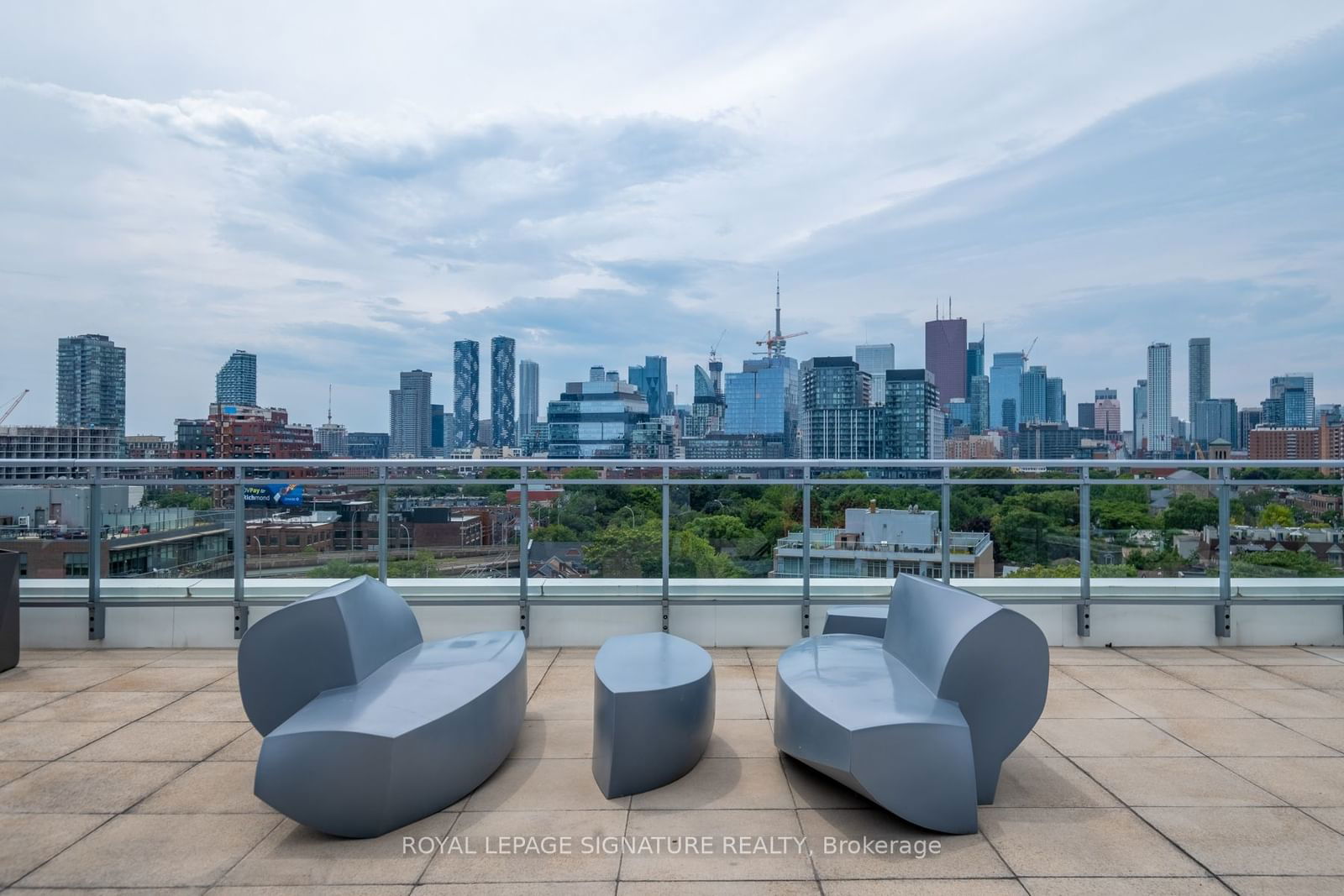 510 King St E, unit 304 for sale