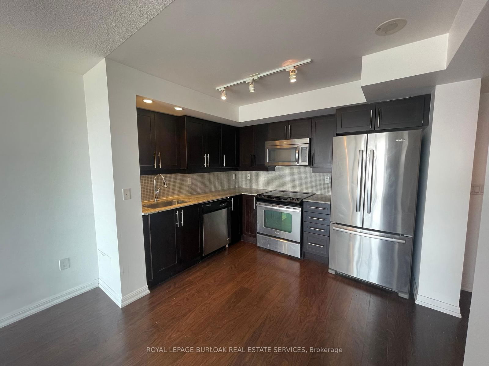 85 East Liberty St E, unit 805 for rent