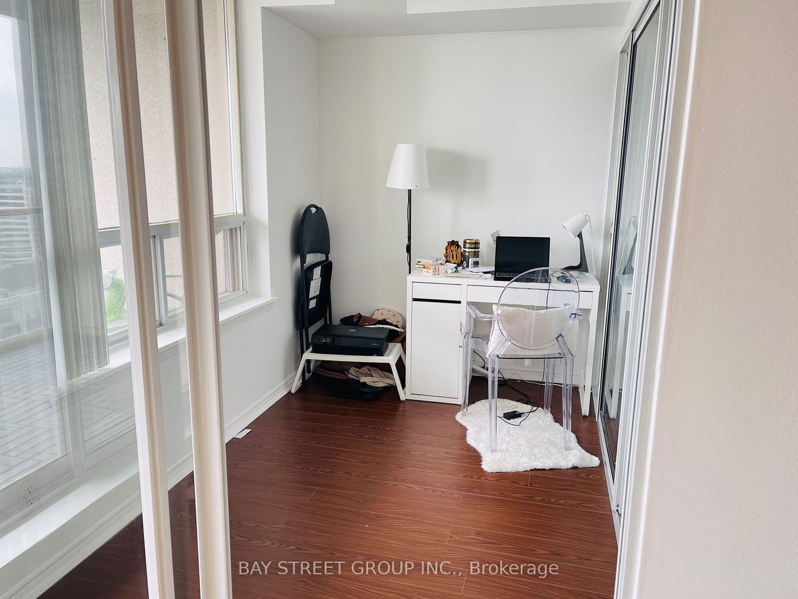 35 Empress Ave, unit Ph201 for rent - image #5