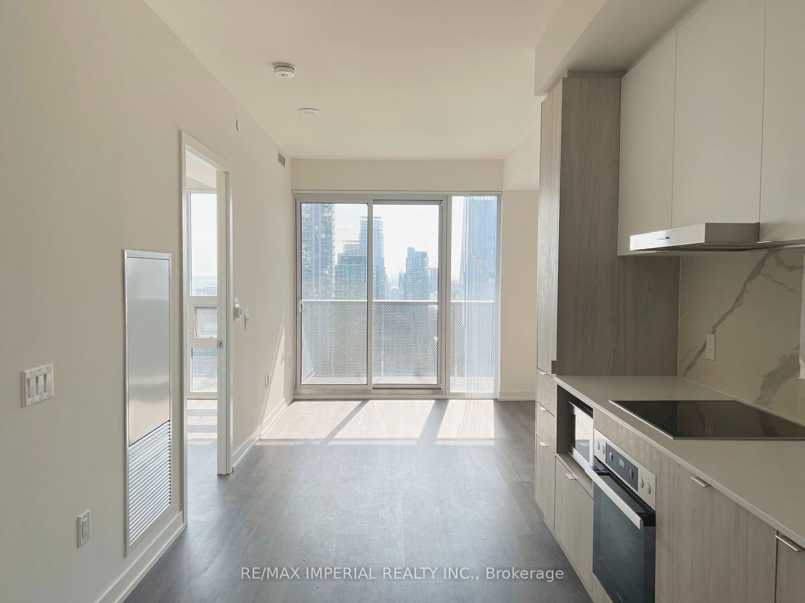 138 downes St, unit 5510 for rent - image #14