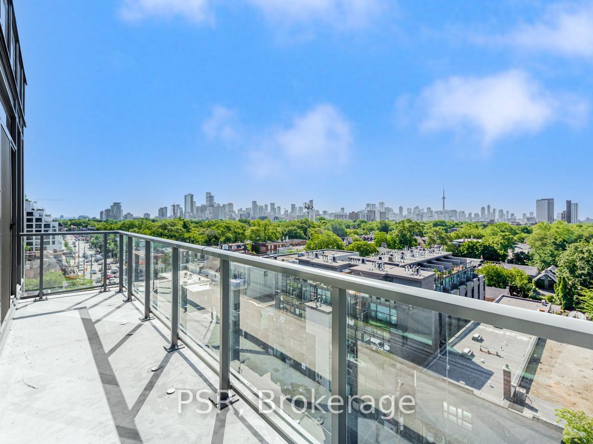 500 Dupont St, unit 716 for sale - image #24