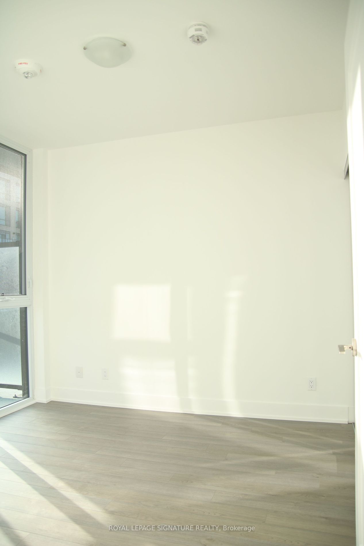 1 Belsize Dr, unit 624 for rent - image #8