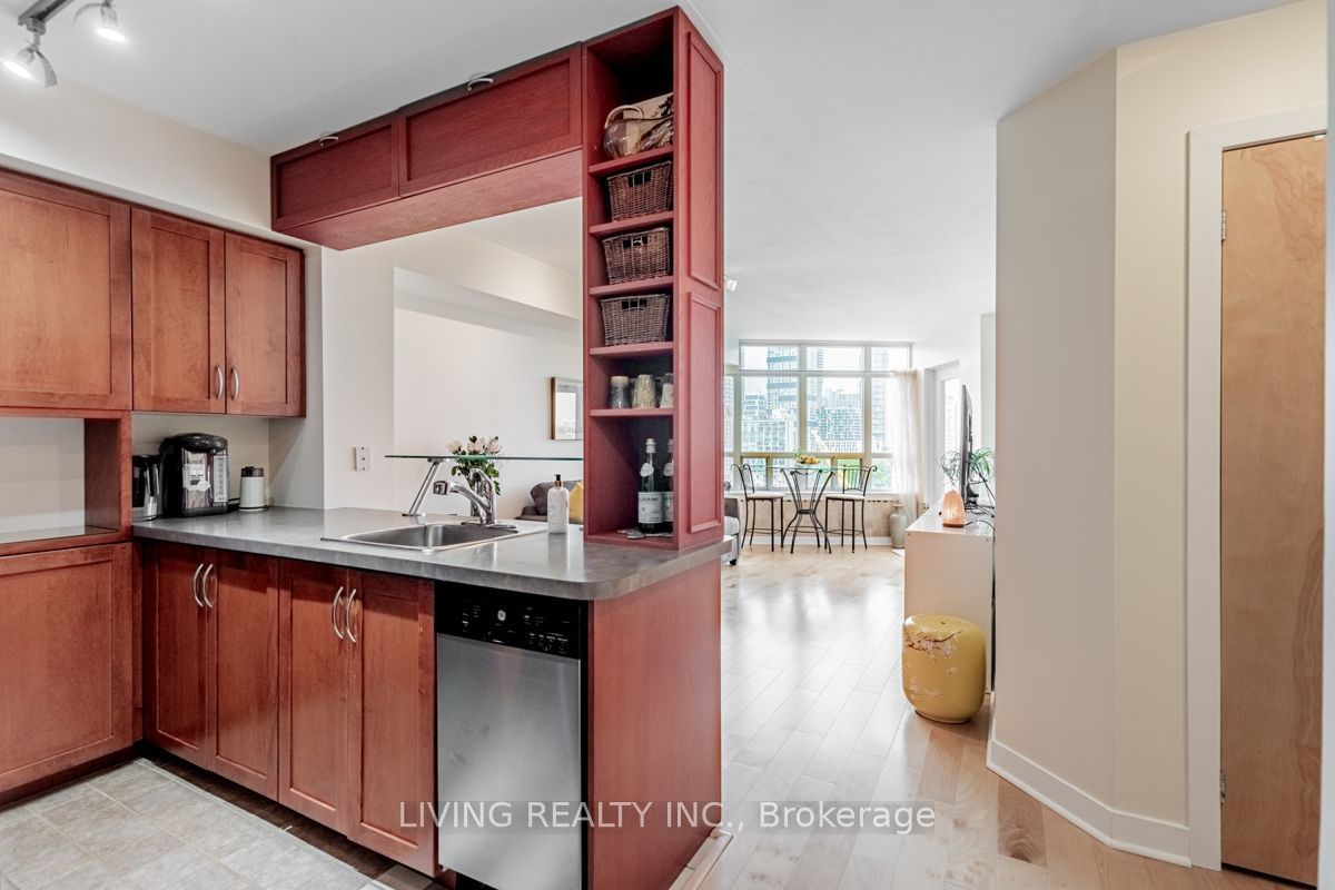 255 Richmond St E, unit 1109 for sale - image #15