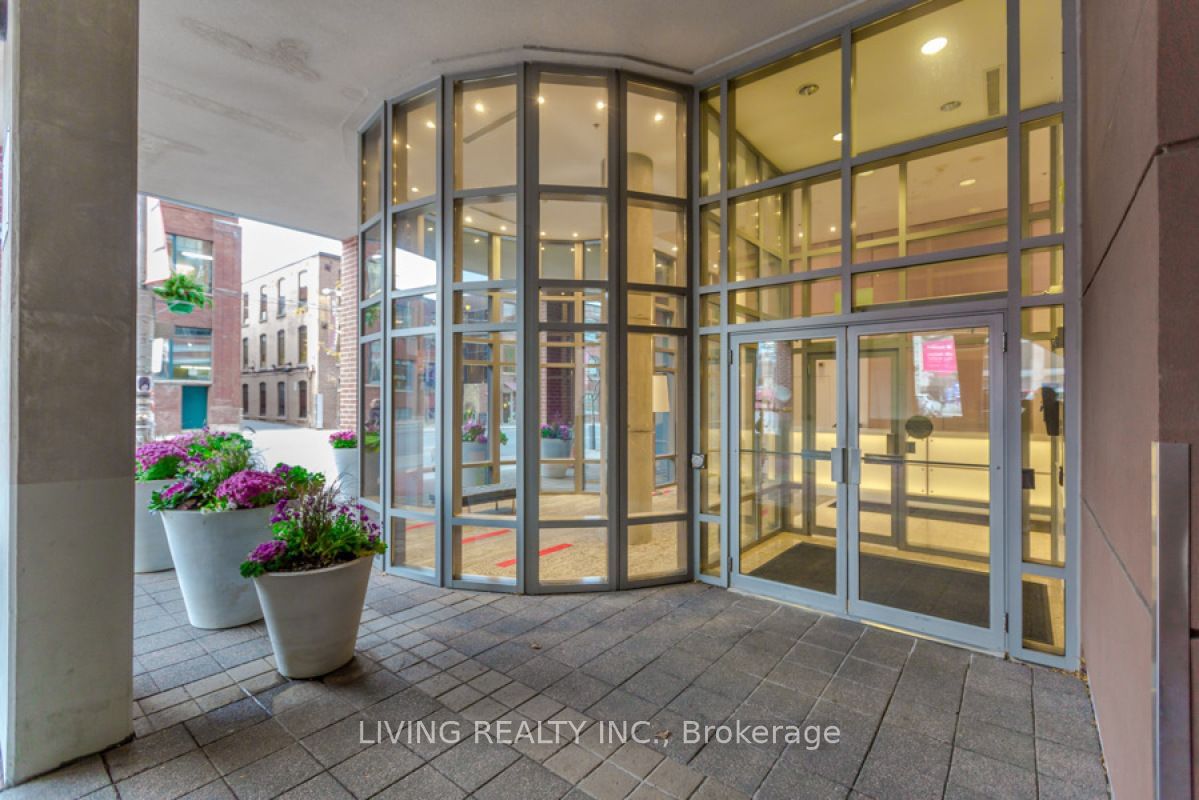 255 Richmond St E, unit 1109 for sale - image #35