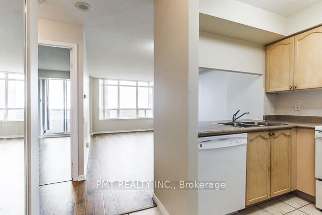 8 Hillcrest Ave, unit 1210 for rent - image #5