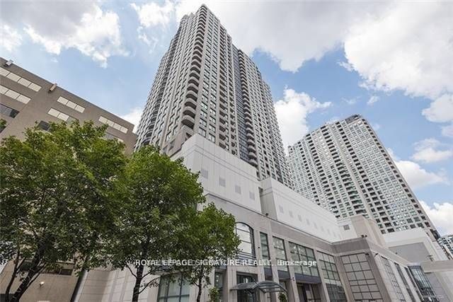 8 Hillcrest Ave, unit PH-309 for sale - image #1