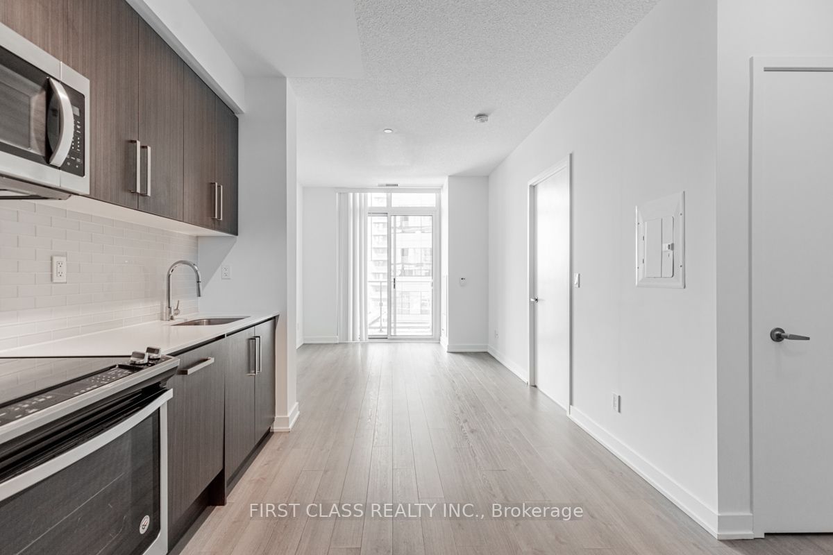 5180 Yonge St, unit 403 for sale