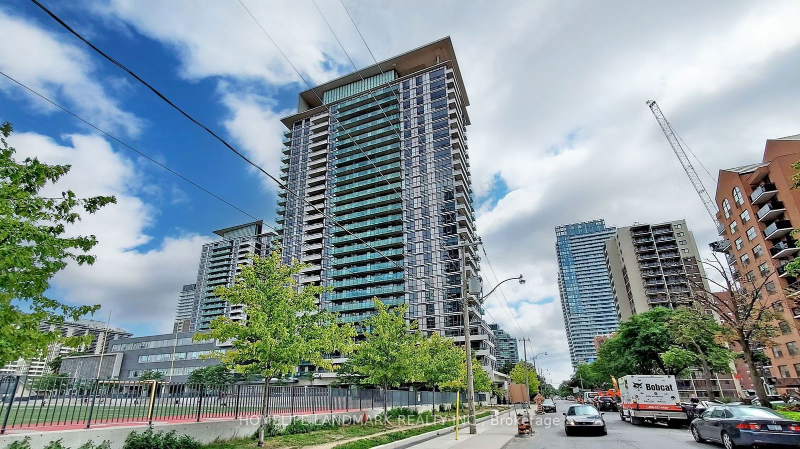 70 Roehampton Ave, unit 314 for sale