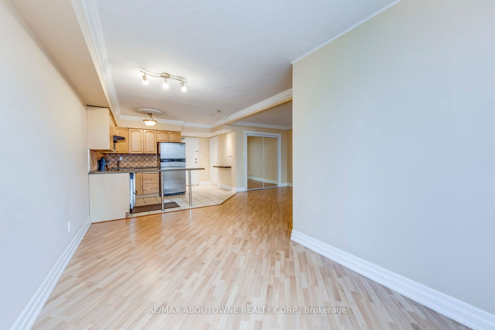 633 Bay St, unit 2122 for rent - image #15