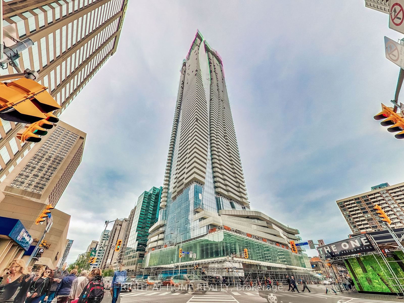 1 Bloor St E, unit 3312 for rent - image #1