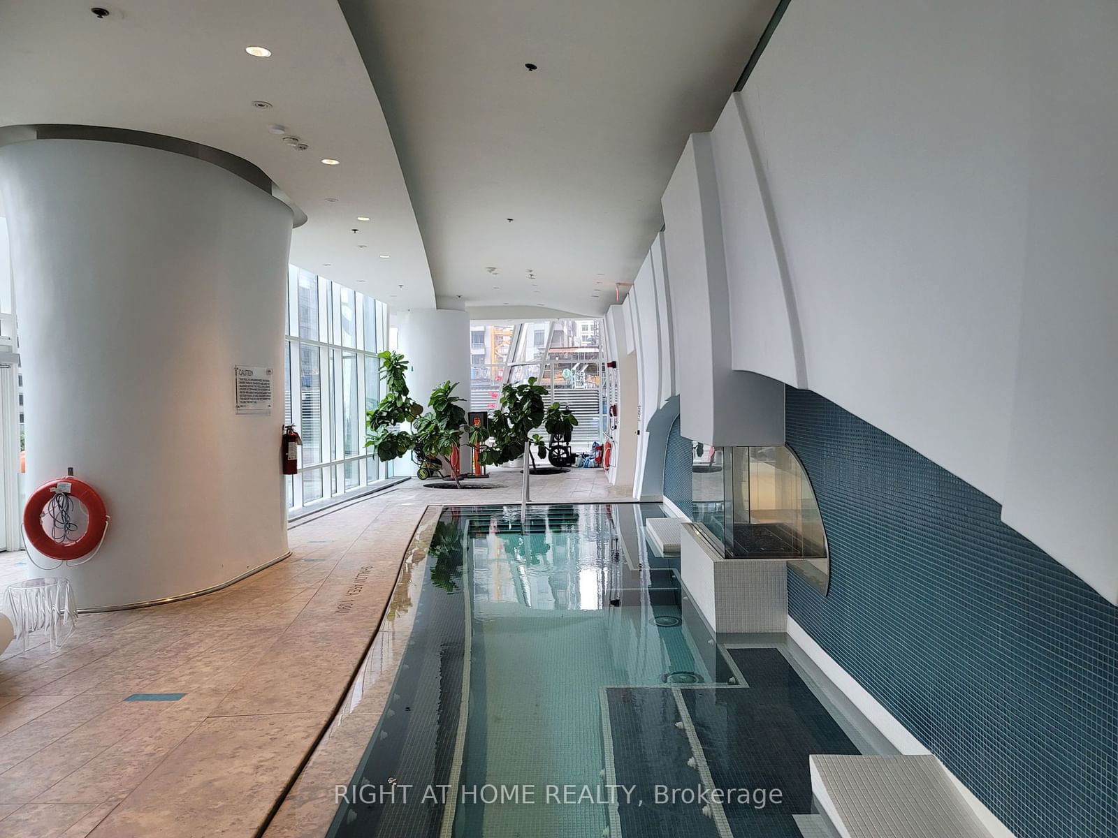 1 Bloor St E, unit 3312 for rent - image #20