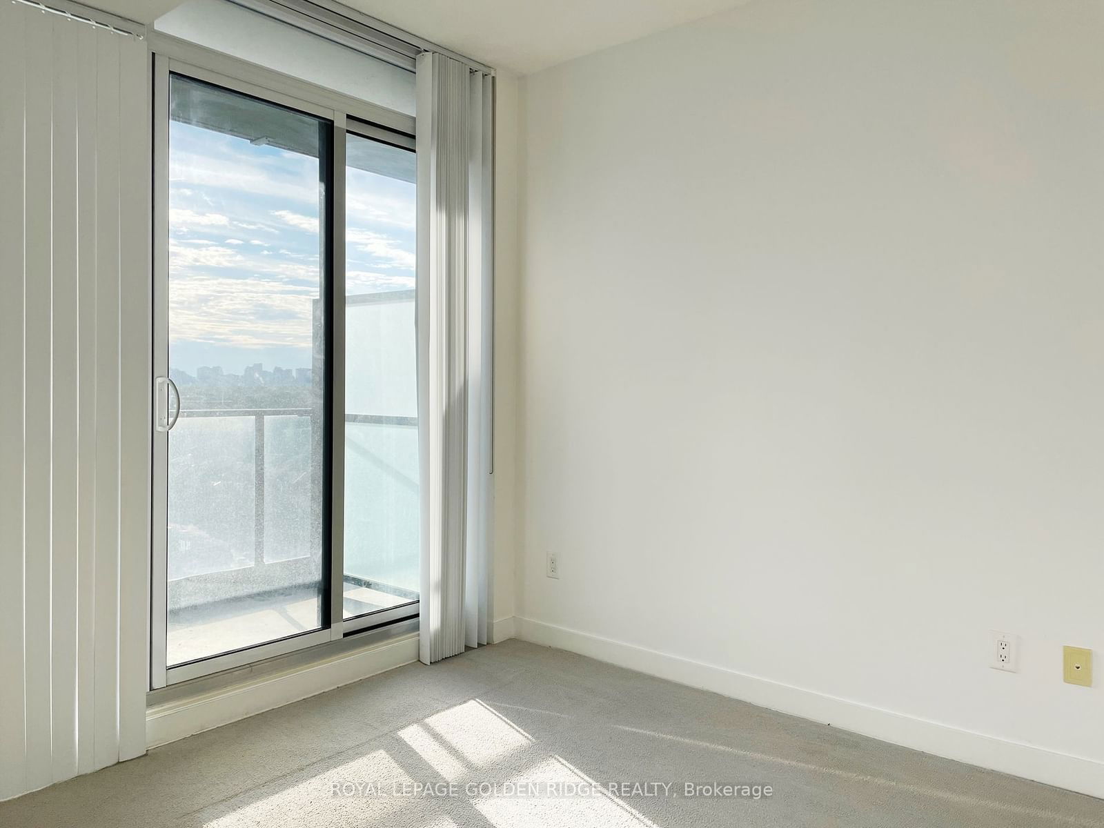 33 Singer Crt, unit 2207 for rent - image #8