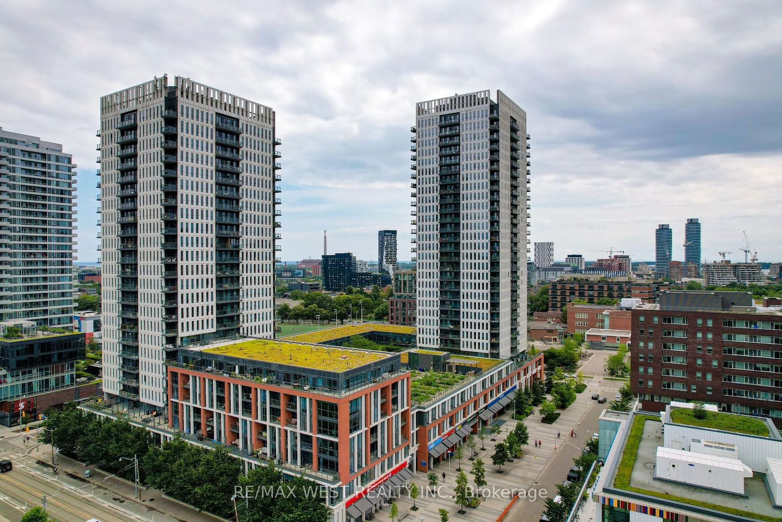 55 Regent Park Blvd, unit 911 for sale - image #1