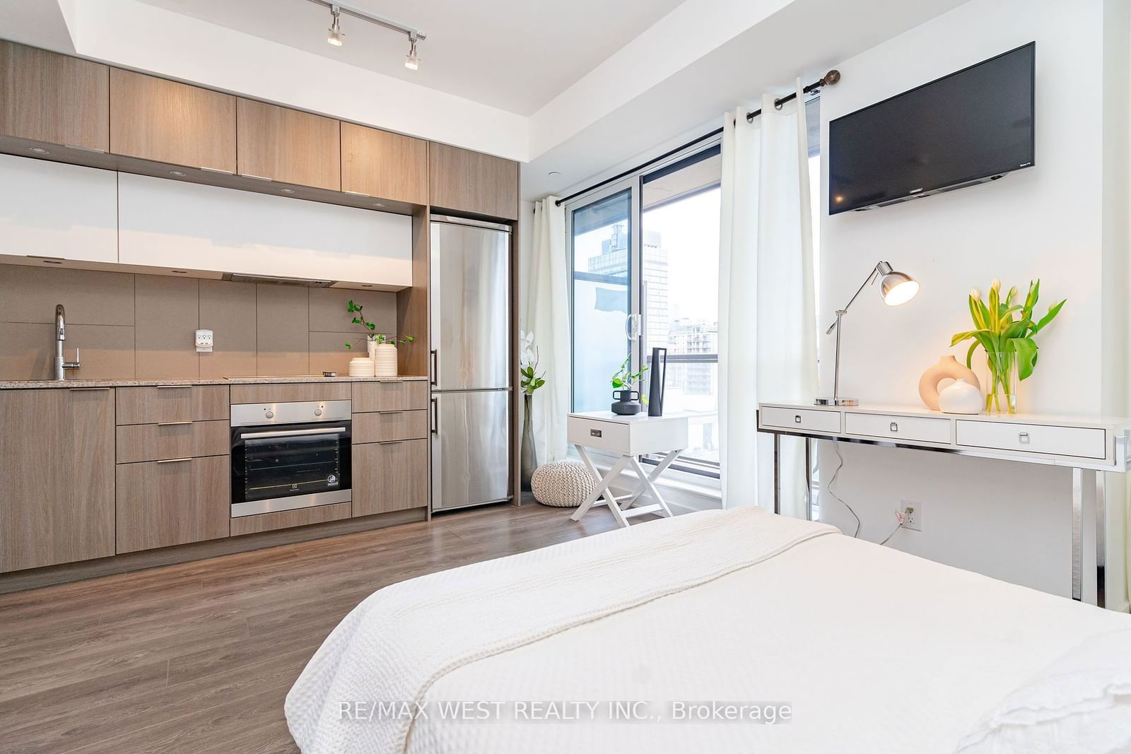 55 Regent Park Blvd, unit 911 for sale - image #10