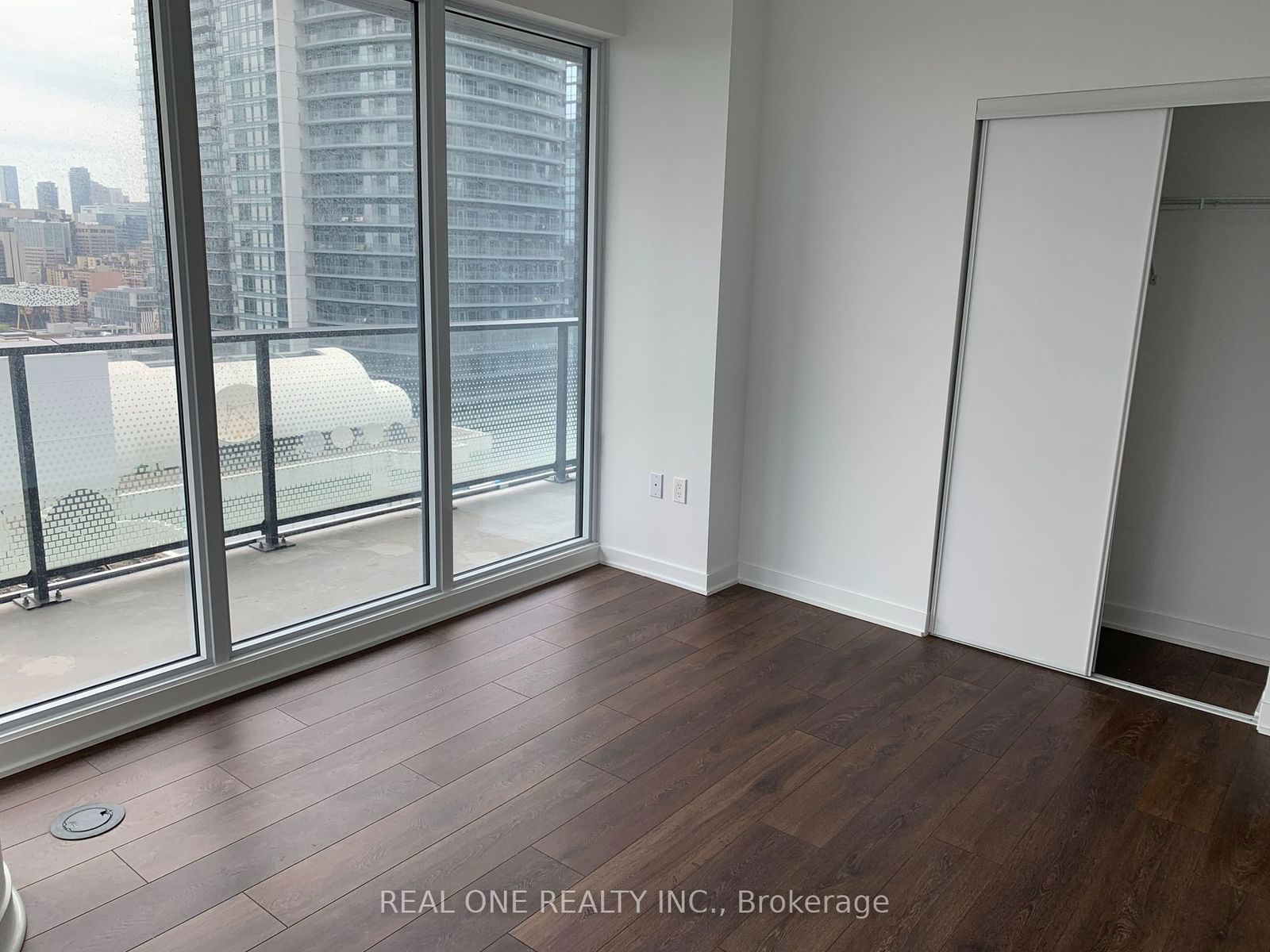 125 Blue Jays Way, unit 2905 for rent - image #18