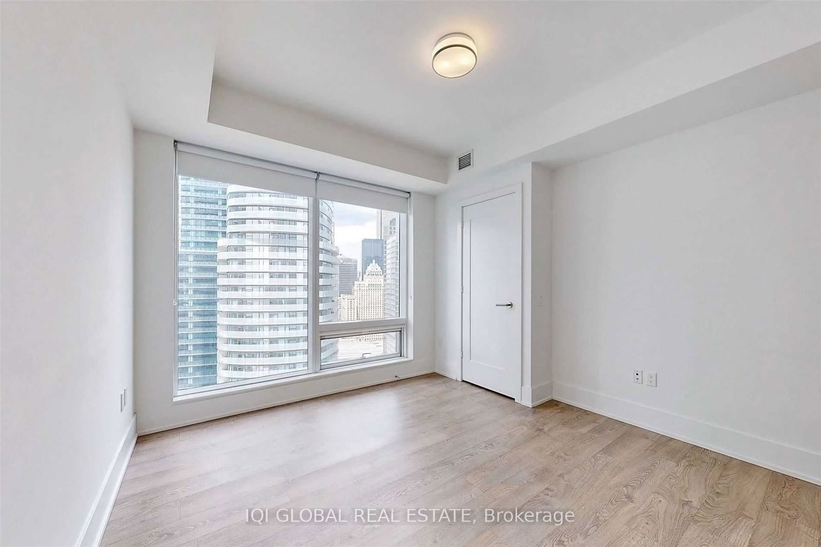 10 York St, unit 3003 for rent - image #13